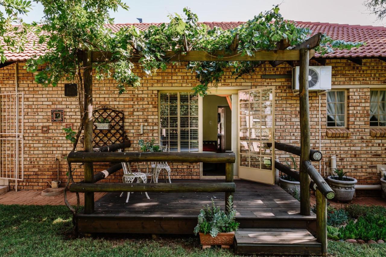 Boubou Bed And Breakfast Rustenburg Kültér fotó